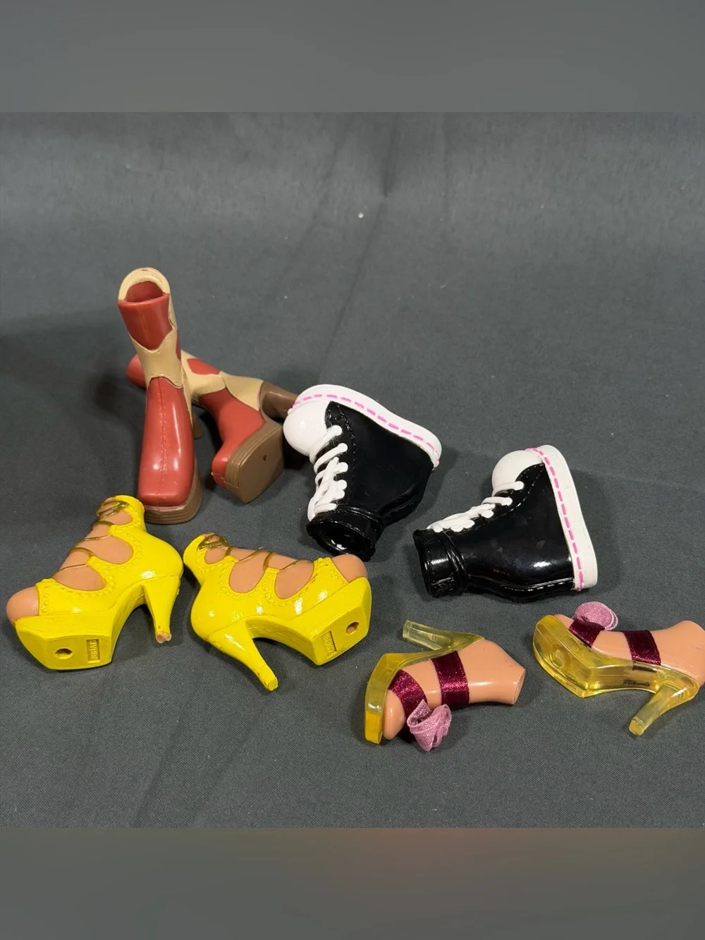 Bratz Doll Shoes Lot Funky Sandals Boots Hightops DAMAGE PLEASE READ 4 Pairs